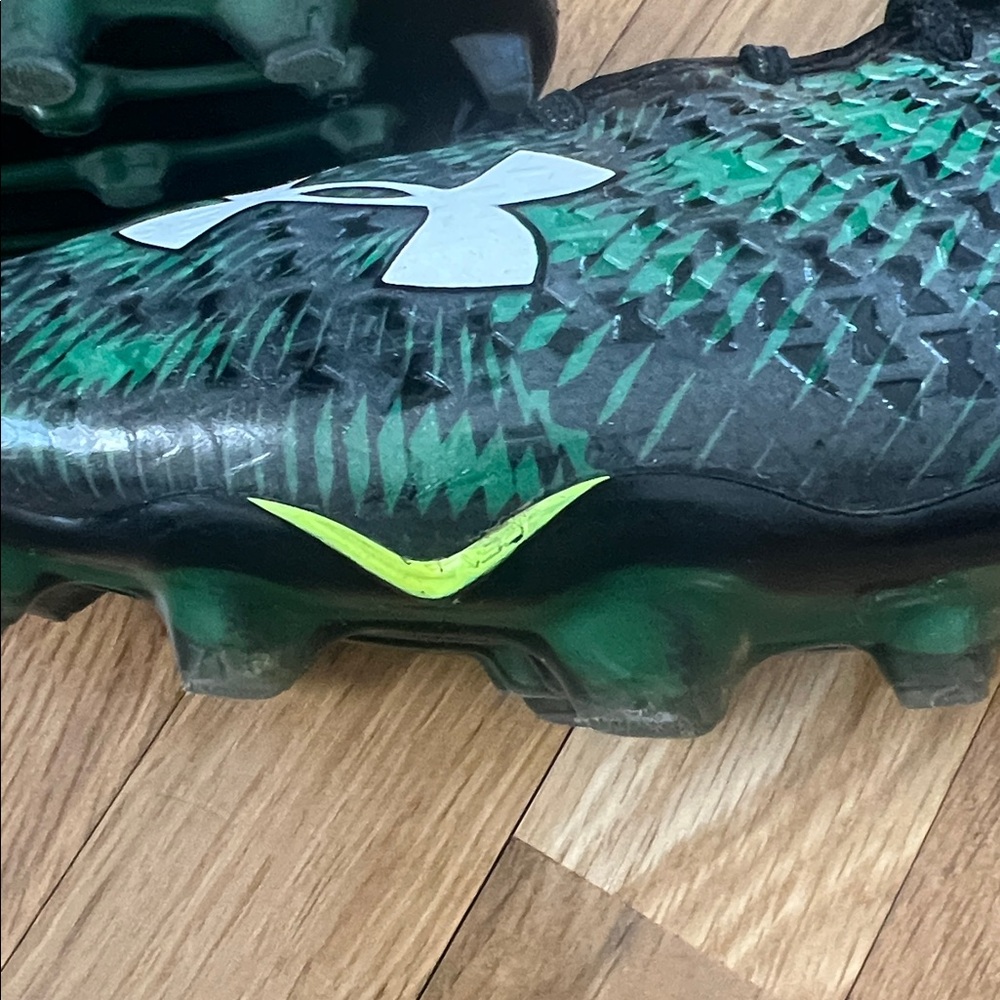 Under Armour Black/Green Highlight MC High-Top Cleats, Clutch Fit, Size Men’s 13 - Picture 12 of 15